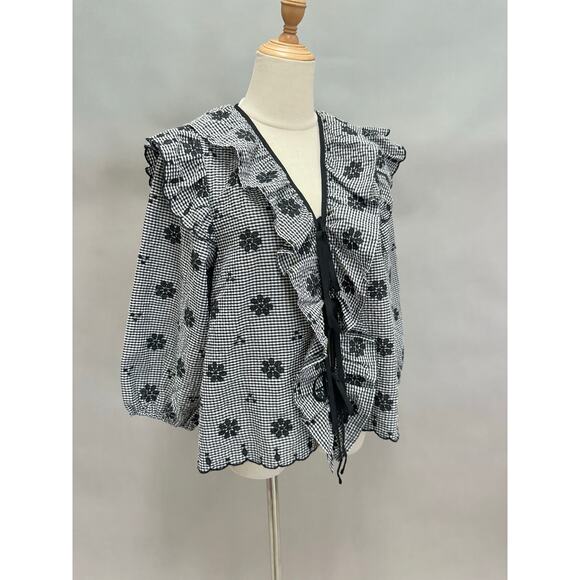Entro gingham black & white embroidered tie front  top size small 3/4 sleeve - Picture 2 of 16